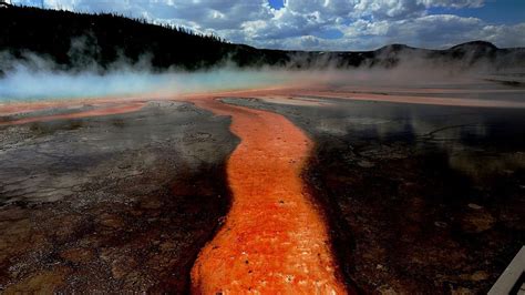 Magma Chamber Beneath Yellowstone Supervolcano Contains Unforeseen Vast