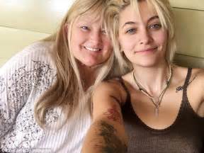 Paris Jackson And Mother Debbie Rowe Look Content In Snap Daily Mail