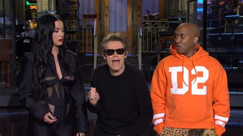 ‘snl promo willem dafoe tells katy perry chris redd he s ready for “the best night of my life”