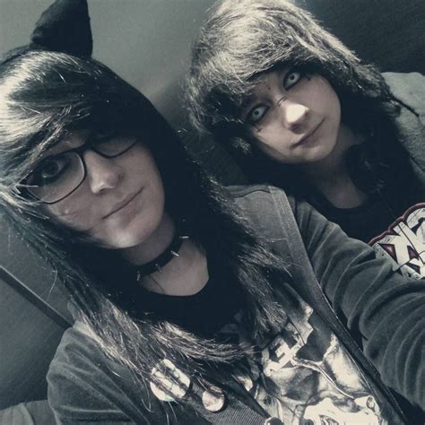 Emo Scene Scene Hair Emo Couples Emo Girls Pictures Of People Alternative Goth Handsome
