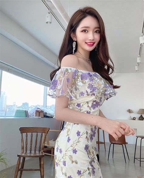 이연정 Lee Yeon Jeong Yellong Dress Fashion Off Shoulder Dress