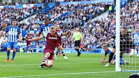 Brighton 1 3 West Ham Hammers Go TOP Of The Premier League With Smash