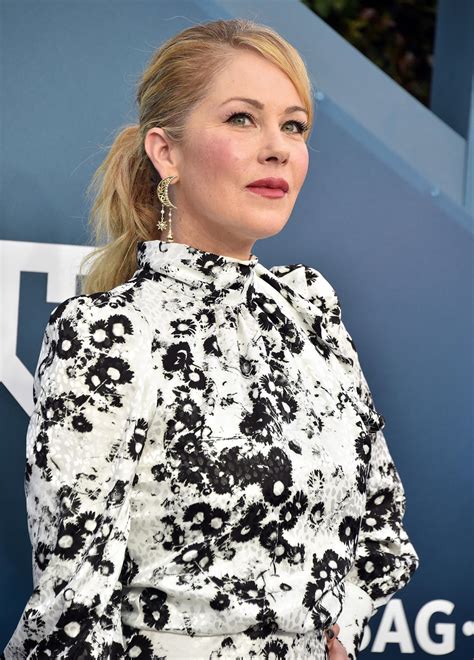 Christina Applegate Prepares For 1st Appearance After Ms Diagnosis
