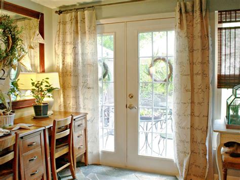 I am obsessed with before and after pictures where small, dated and unattractive beach condominiums are turned into chic, beautiful vacation spots. 12 Homemade Window Treatments that are Pretty Dang ...