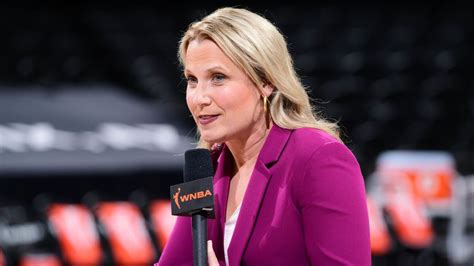 Lisa Byington Makes History As Milwaukee Bucks New Tv Play By Play