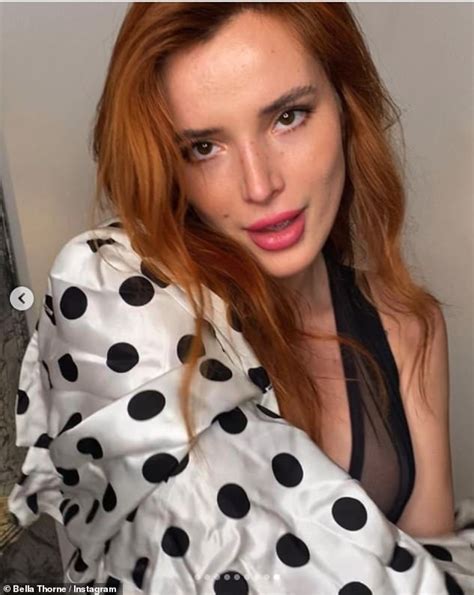 Bella Thorne Puts On A Very Racy Display As She Flaunts Her Cleavage In