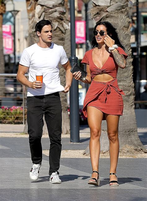 Love Islands Dj Sam Withers And Vanessa Sierra Reunite For A Date
