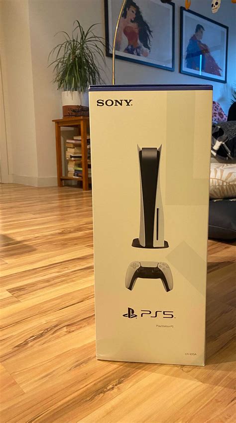 » click here to visit box.com. We Have The PS5, And This Is The Box - GameSpot