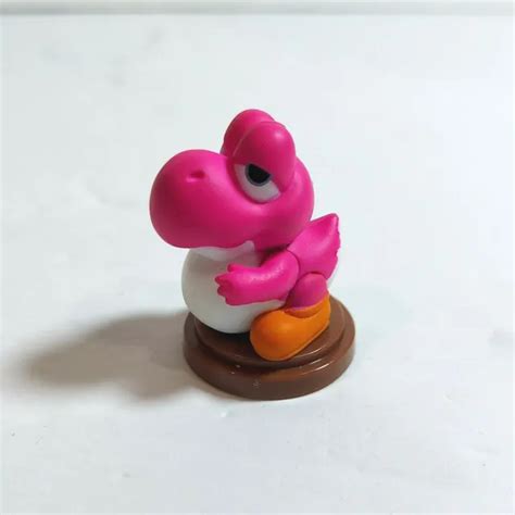 Super Mario Bros 1 Pink Balloon Baby Yoshi Choco Egg Mini Figure