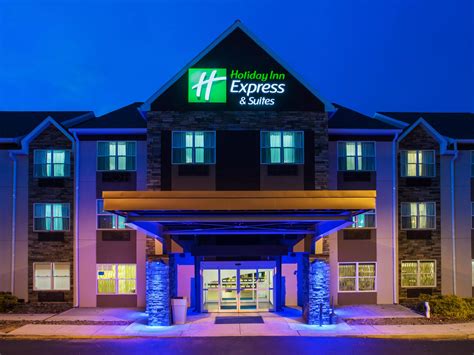 Holiday Inn Express And Suites Wyomissing Hotel By Ihg