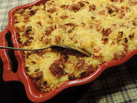 Zuurkoolschotel met ananas ham en kaas uit de oven