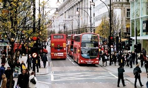 The Most Polluted Street In The World Is Londons Oxford Street Claims Expert Daily Mail Online