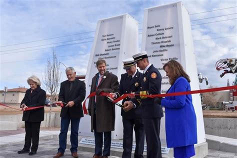 Mayor Keller And Albuquerque City Council Unveil 911 Memorial — City