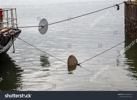 4 Ratguard On Ship Images Stock Photos And Vectors Shutterstock