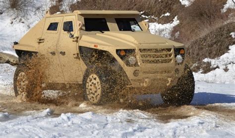 FED ALPHA un vehículo militar sustituto del Hummer Autobild es
