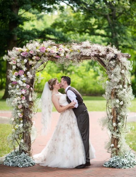 Rustic wedding ideas, wedding arches, wedding decoration. Wedding Arbor Decor for Any Theme - FiftyFlowers | The Blog