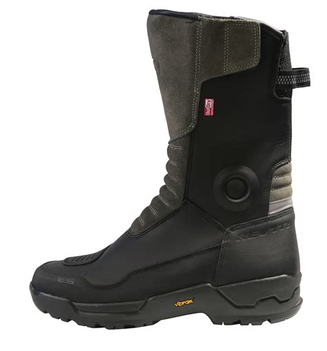 If you enjoy long tours and are looking for a pair of men's riding boots equal parts comfort and protection, alpinestars belize drystar motorcycle boot is perfect for you. 10 Best Adventure Touring Boots & Dual-Sport Boots | Get ...