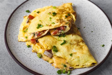 In this guide we show you how to make both types of omelette along with recipes for each. Dinner Omelet Is an Easy and Quick Recipe