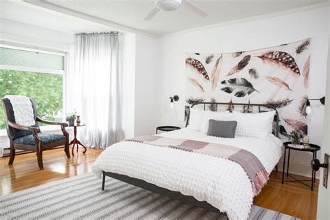 Get top tips on how to make a room look bigger and make the most of the space you have, as well as helping it to look and feel bigger and brighter. 10 Design Tricks to Make a Small Bedroom Look Bigger