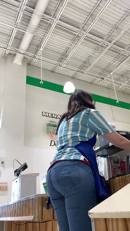 sexy big butt cashier tight jeans forum