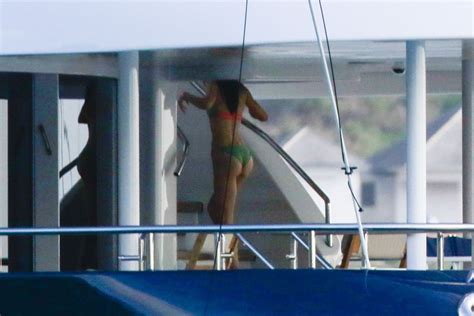 Kendall Jenner And Harry Styles At A Yacht In St Barts 12312015