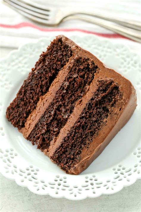 How To Bake In Different Size Pans To make a three layer chocolate cake