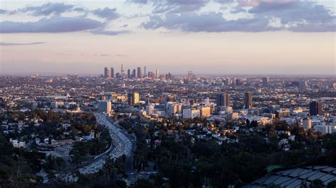 4k Los Angeles Skyline And Hollywood Day To Night