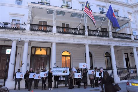 101, avenue de i'oua, badalabougou est, b.p. Protests held at several Malaysian Embassies in support of ...