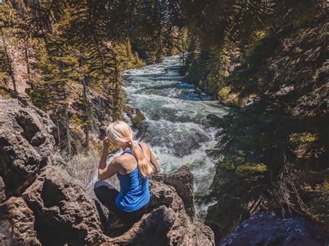 7 Amazing Central Oregon Waterfalls To Explore Mike And Laura Travel