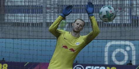 Gulácsi is a goalkeeper from hungary playing for rb leipzig in the bundesliga. Mejores porteros de la Bundesliga en FIFA 21