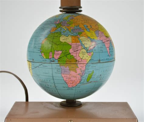 Vintage World Globe Design Lamp 13 Tall