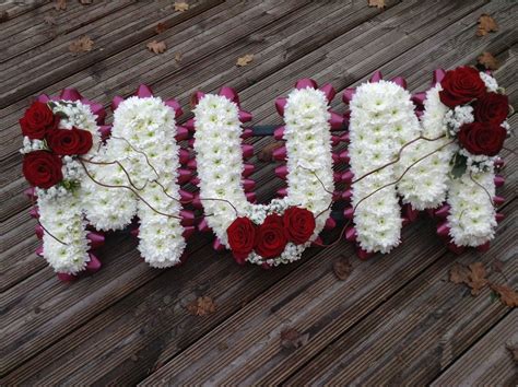 Funeral Flowers Mum Funeral Flower Tribute Deep Red And White Winter