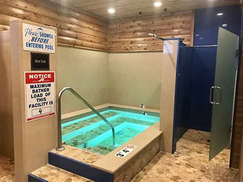 Legendary Chicago Bathhouse Sees Growth Since Welcoming Women Medill