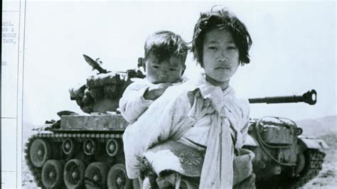 한국 전쟁은 대한민국(남한, 남조선)과 조선민주주의인민공화국(북조선, 북한) 사이의 전쟁이다. Vor 70 Jahren begann der Koreakrieg: „Ein Wendepunkt der ...