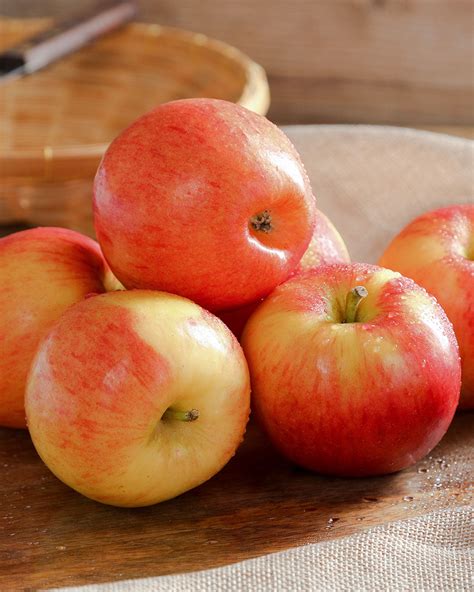 Daves Pick Of The Week Jazz Apples Harris Farm Markets