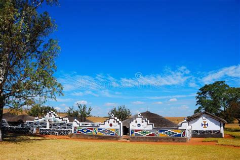 Villaggio Di Ndebele Sudafrica Immagine Stock Immagine Di Colori