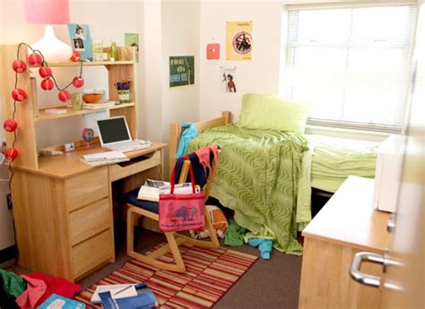 6 Ways To Get Through Living In A Dorm Buzz Feed Videos