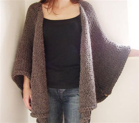 Learn how to draft a cape sleeve pattern from your normal basic sleeve. Ravelry: Alpaca Cape Jacket pattern by Siobhan Brown. For ...