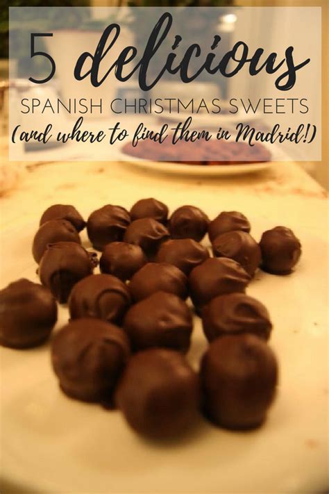 Chocolate covered strawberry christmas tree. adbo_zulkarnain: Typical Spanish Christmas Dessert ...