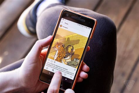 60 270 807 · обсуждают: Instagram now has 1 billion users worldwide - The Verge