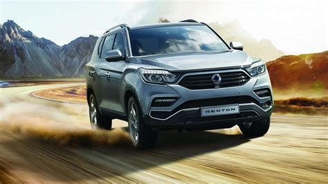 nuova ssangyong rexton 2017 prezzi dimensioni interni motorbox