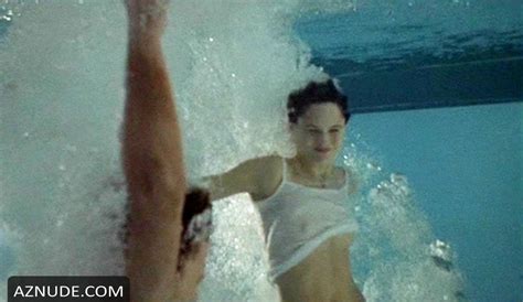 Browse Celebrity Under Water Videos Page Aznude My Xxx Hot Girl