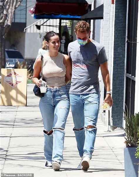 The Bachelors Nick Viall Has Lunch Date With Girlfriend Natalie Joy In