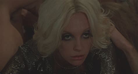 Toni Collette Nuda ~30 Anni In Velvet Goldmine