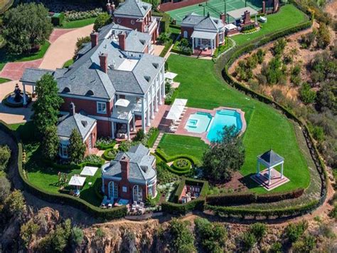32 Most Expensive Celebrity Homes That Are Out Of This World