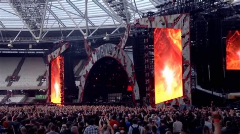 Acdc Intro Rock Or Bust Live 2016 Olympic Park Stadium London 46