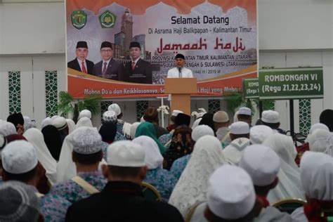 Salah satu calon jemaah yang mengaku menjadi korban penipuan/foto: Gubernur Sambut Jemaah Haji Samarinda. Berterimakasih ...