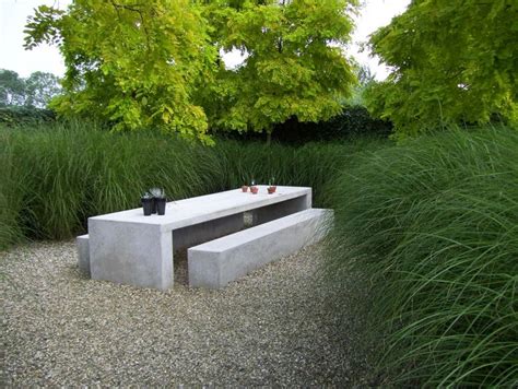 Näytä lisää sivusta cement outdoor furniture & flower pots facebookissa. Outdoor Décor Trend: 26 Concrete Furniture Pieces For Your ...