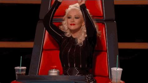 The Voice Season 8 Makes Christina Aguilera Dance Dance Dance