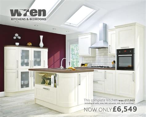Much of a muchness to howdens i found. B k 2013 11 | Timber kitchen, Kitchens, bedrooms, Wren kitchen